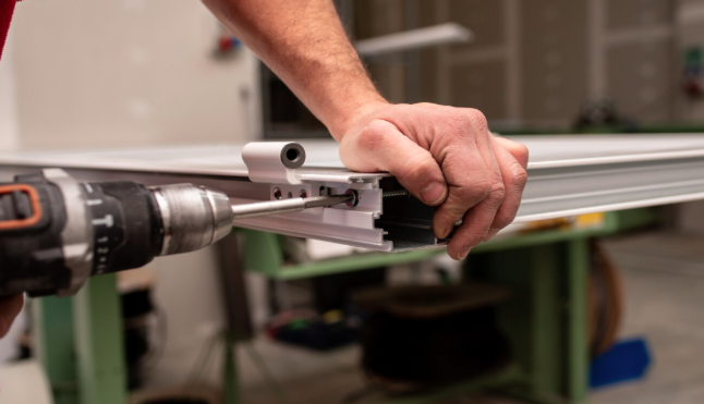 The Strategic Advantages of Professional Commercial Garage Door Repair Services